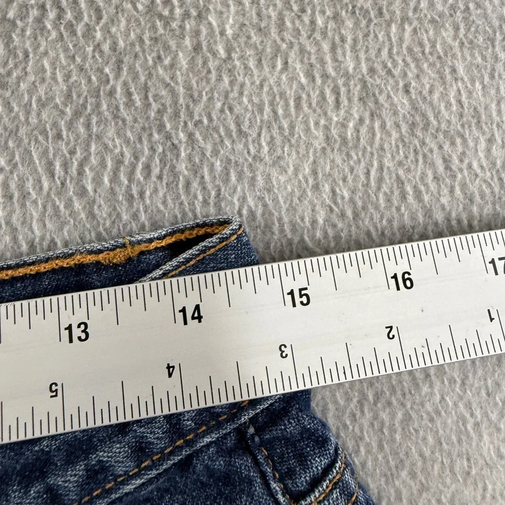 Levis attributes 100%